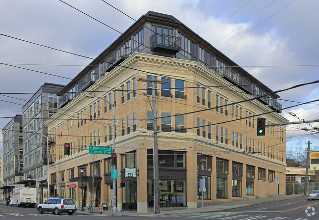 Primary Photo - The Trace Lofts