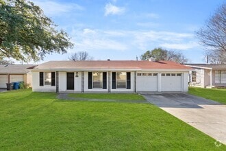 806 Northstar Dr
