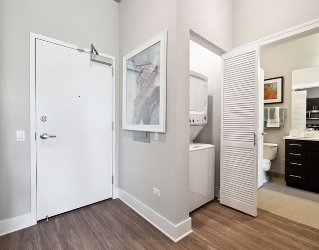 Photo - 706 S Sherman St Apartment