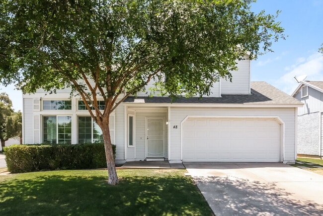 Building Photo - 441 S Maple