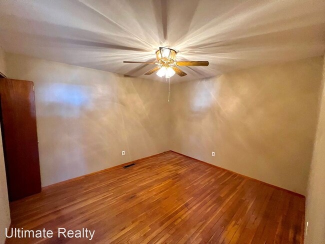 Building Photo - 3 br, 2 bath House - 7378 Naples Dr.
