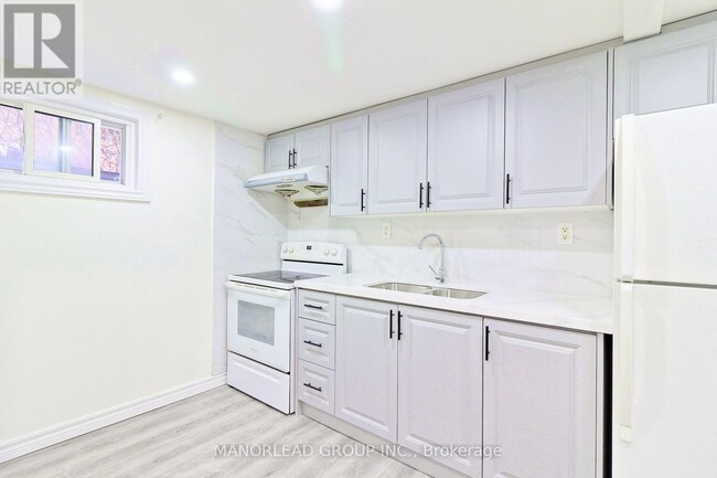 Building Photo - 126 Wishing Well Dr