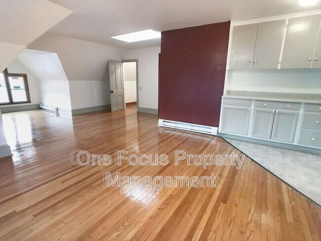Foto del edificio - 841 Diamond St