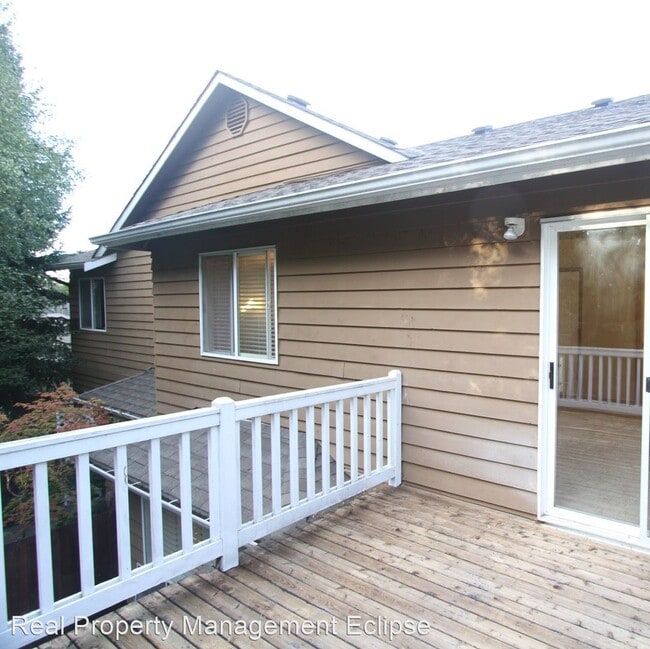 Building Photo - 3 br, 2.5 bath House - 5710 14th Dr W #A