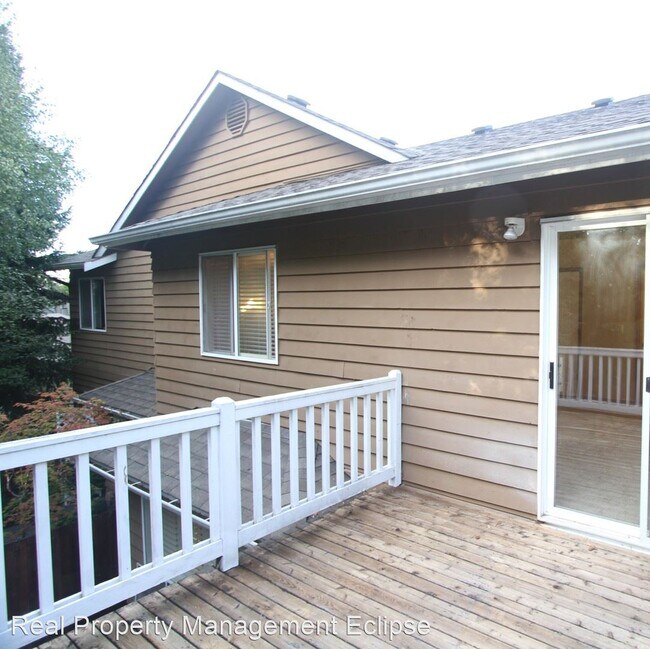 Foto del edificio - 3 br, 2.5 bath House - 5710 14th Dr W #A