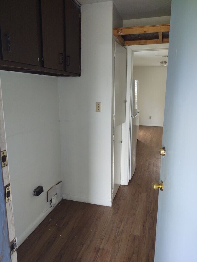 Foto del edificio - 705-707-707 Allen St