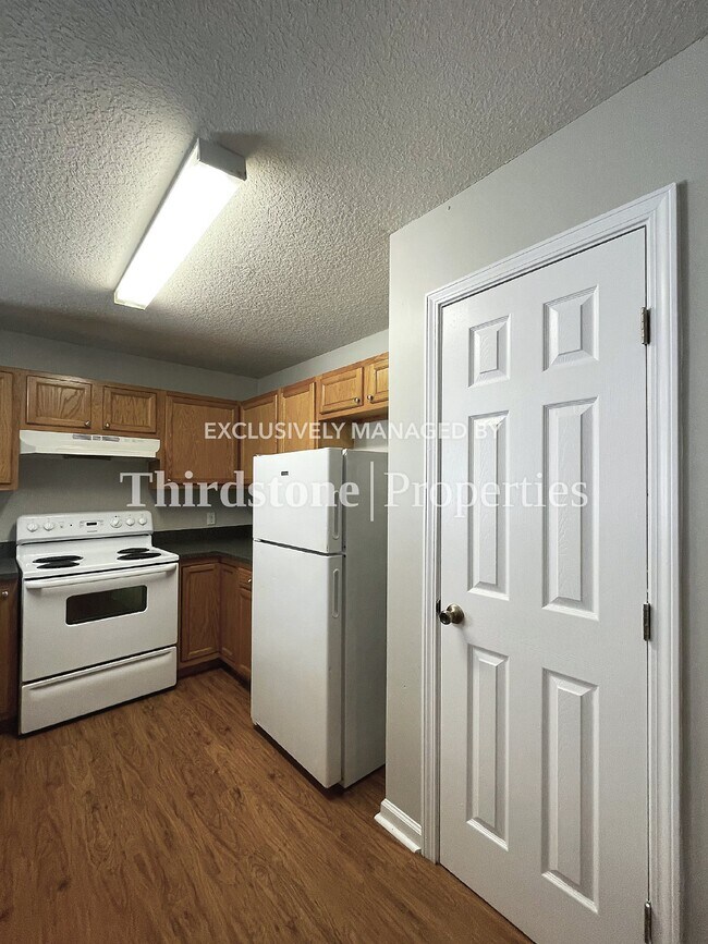 Foto del edificio - 9248 8th Ave