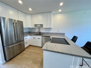 Building Photo - 350 Aoloa St Building Photo - 350 Aoloa St