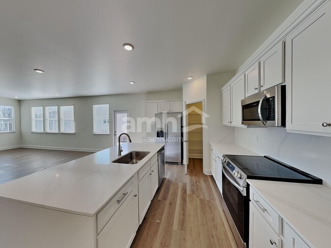 Building Photo - 3505 Shane Hill Rd SW