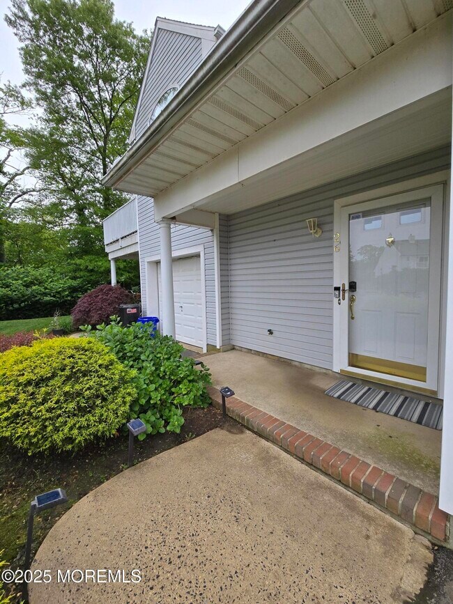 Building Photo - 26 Bayview Ct