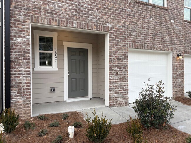 Building Photo - 3027 Gorman Dr