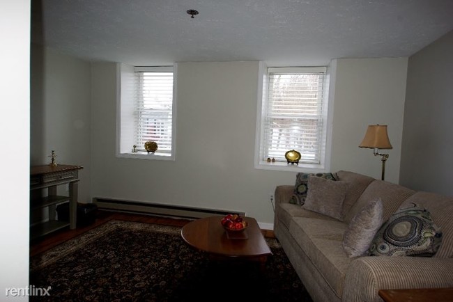 Foto del edificio - 1 br, 1 bath Apartment - 3 COOK ST 34 Unit 34