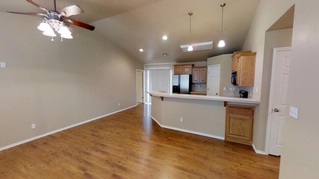 Building Photo - 2311 Timbercrest Dr
