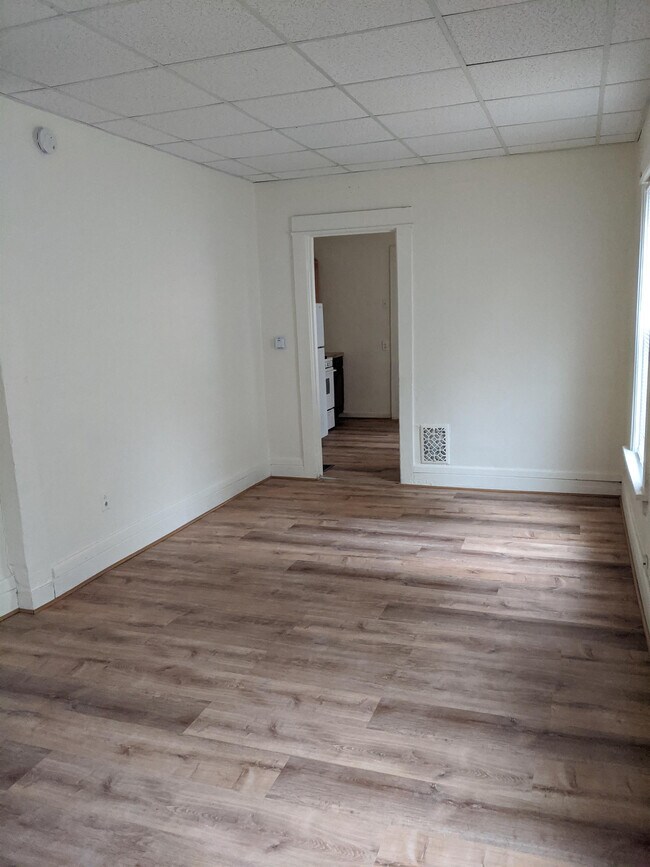 Building Photo - 86 Baycliff Dr