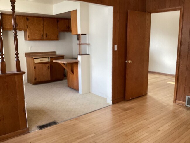 Foto del edificio - 4 Bedroom Single Family