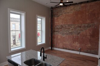 Building Photo - 128 N Water Ave