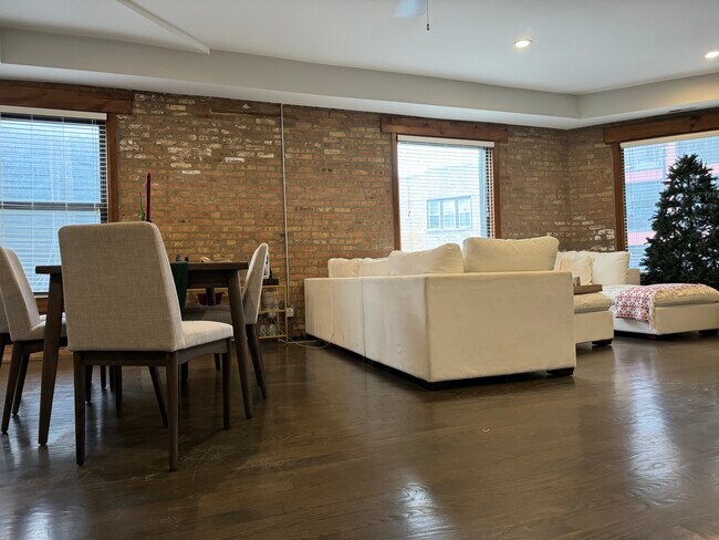 Foto del edificio - 2128 N Sedgwick St