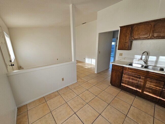 Building Photo - 4845 E Caballero Cir