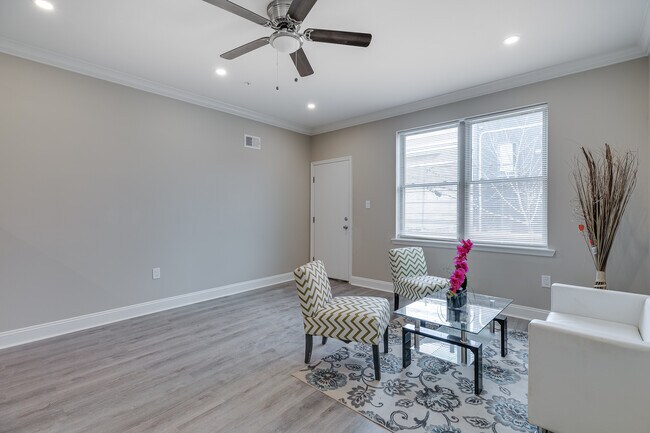 Foto del edificio - 2233 Ellsworth St