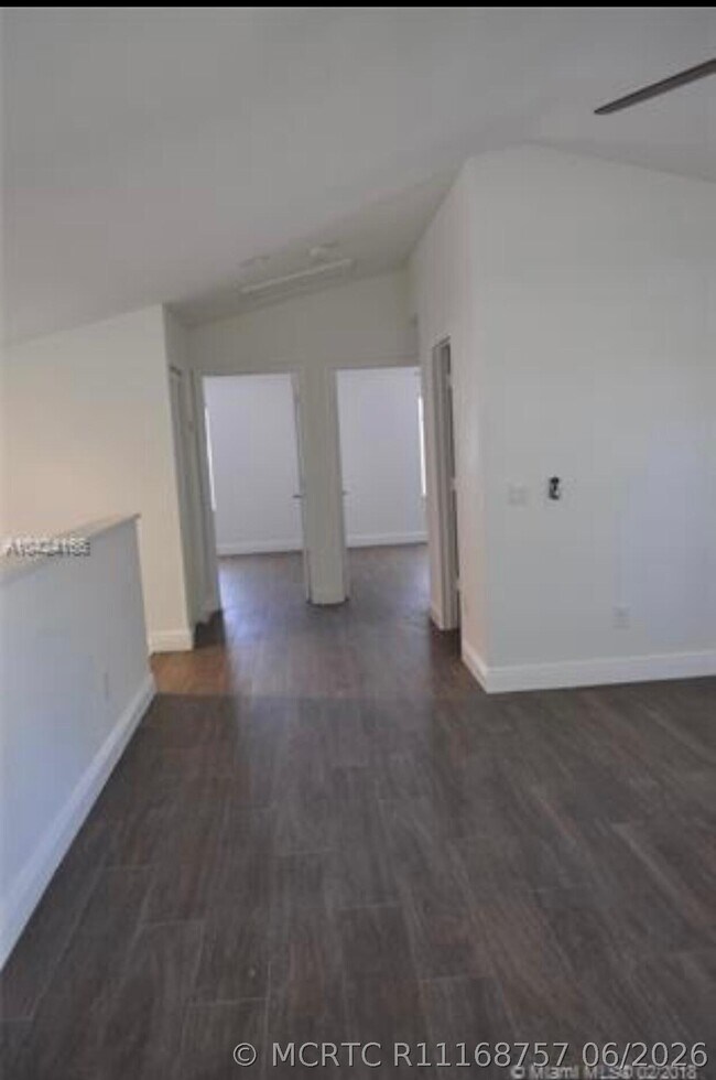 Building Photo - 5 Lake Eden Dr