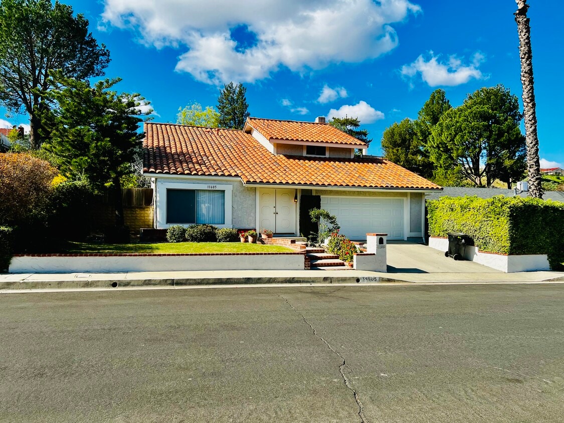 11605 Lyster Ave, Northridge, CA 91326 House Rental in Northridge, CA