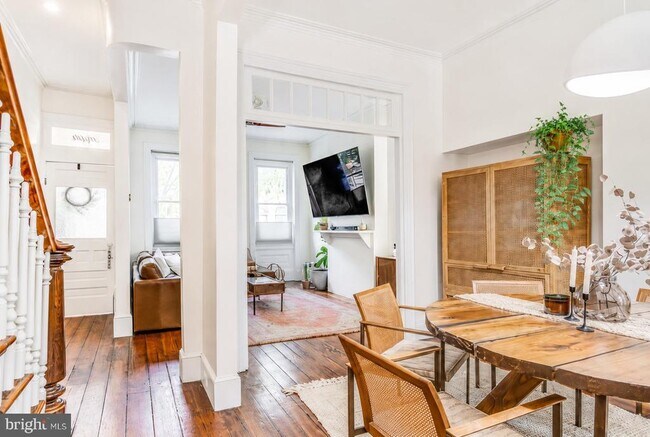 Foto del edificio - 2332 Catharine St