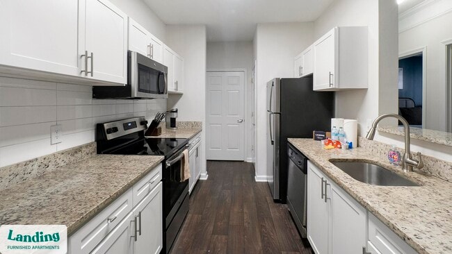 Building Photo - 325 Marymeade Dr