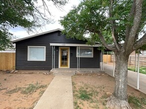 Building Photo - 1703 N 14th St