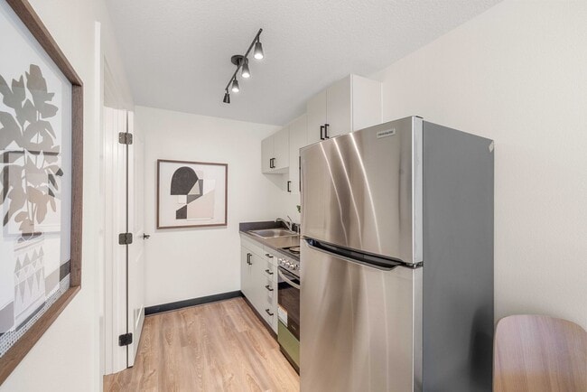 Interior Photo - The View On Hickman