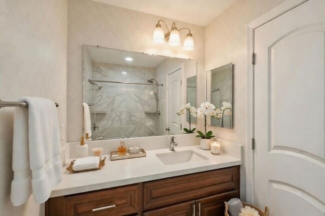 Building Photo - 6755 Mission Gorge Rd