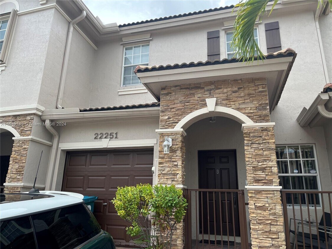 Foto principal - 22251 SW 93rd Pl