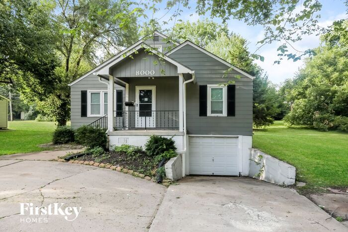Foto principal - 8000 E 87th St