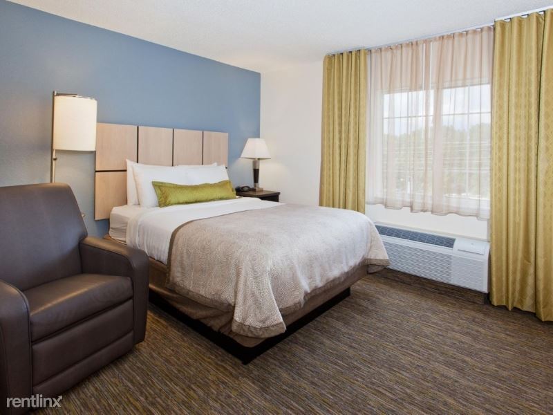 Foto principal - 1 br, 1 bath Apartment - 9701 Stonelake Blvd.