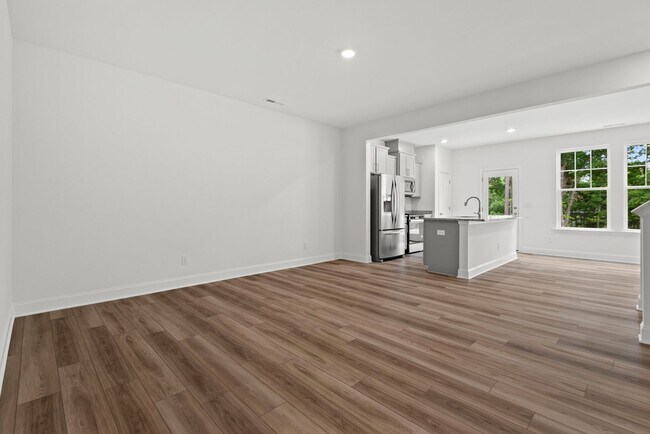 Building Photo - Available Now! Brand New 3 Bedroom Townhome!