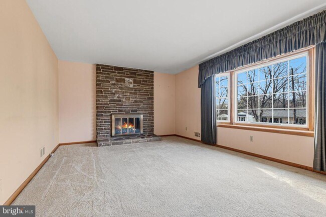 Foto del edificio - 6219 Groveland Rd