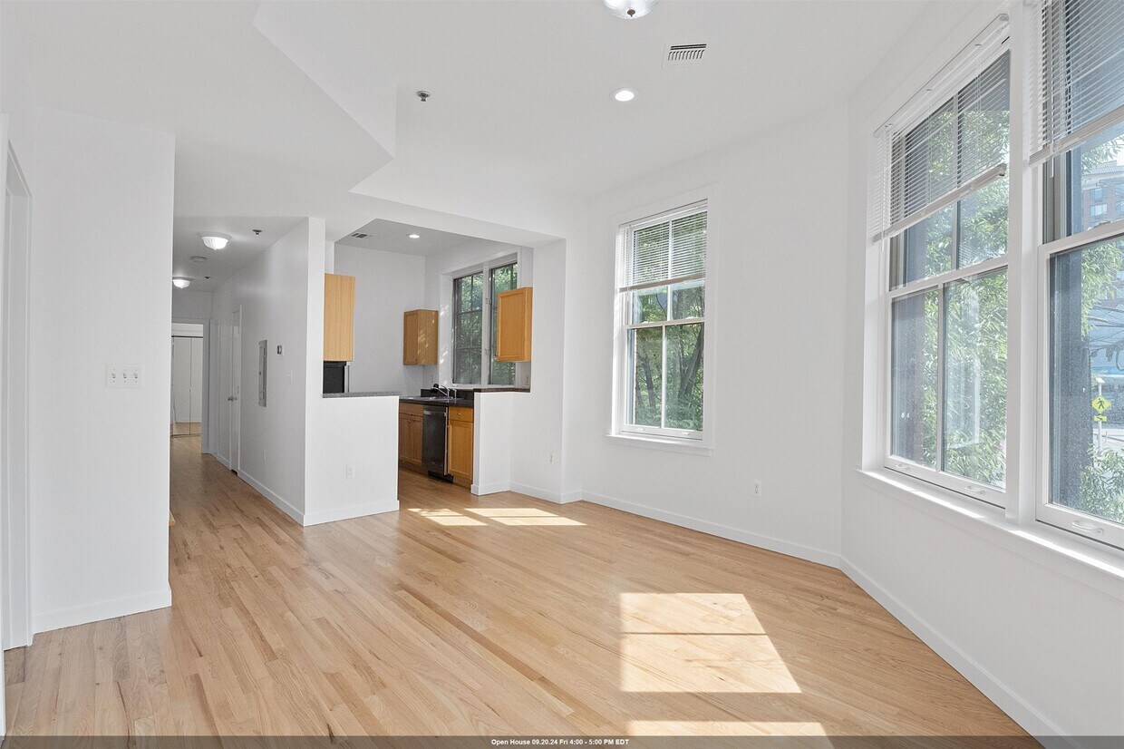 Primary Photo - 56 Jefferson St