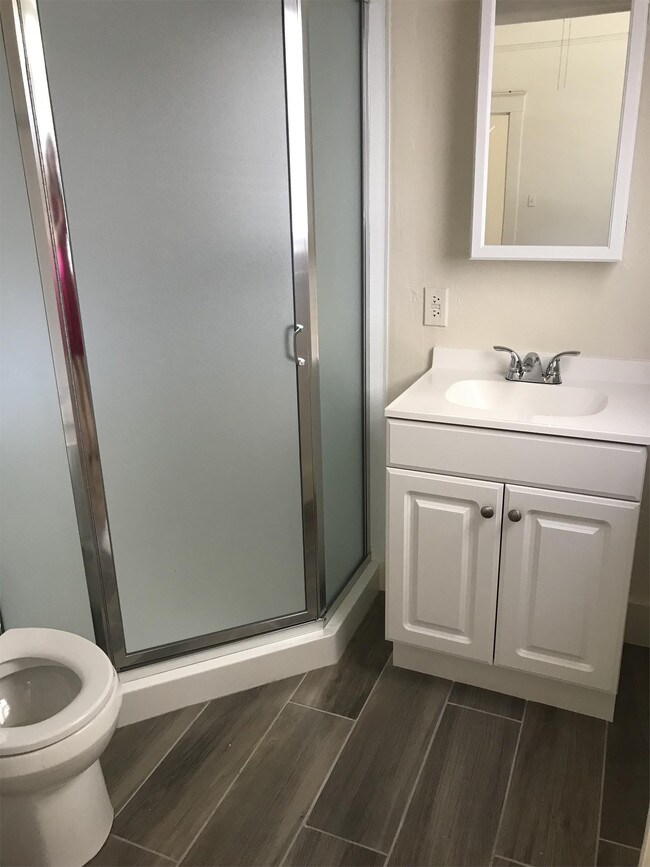 Foto del edificio - 1200 N Irwin St