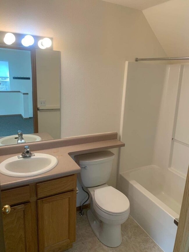 Foto del edificio - 1557 Shepherds Ln