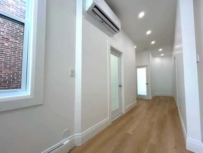 Photo du bâtiment - 867 Rue Du Couvent