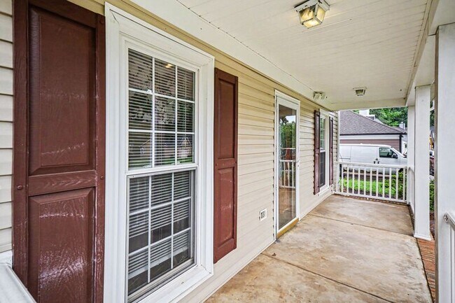 Foto del edificio - 7601 Swedish Ivy Ln