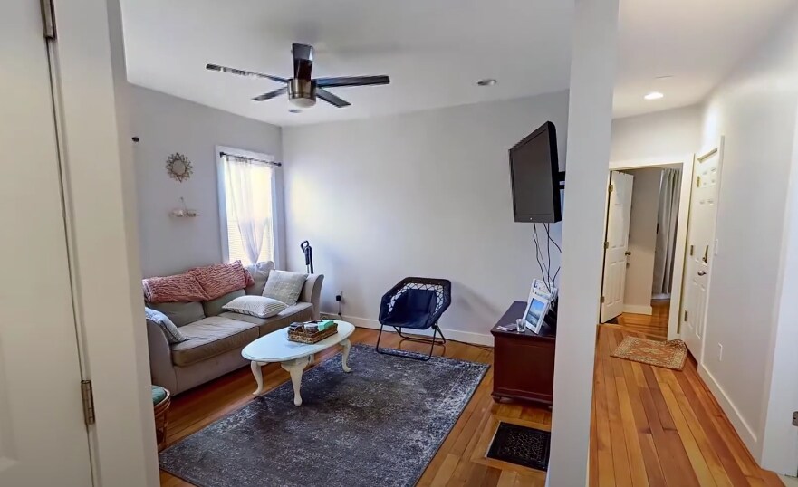 Foto principal - 278 Cypress St