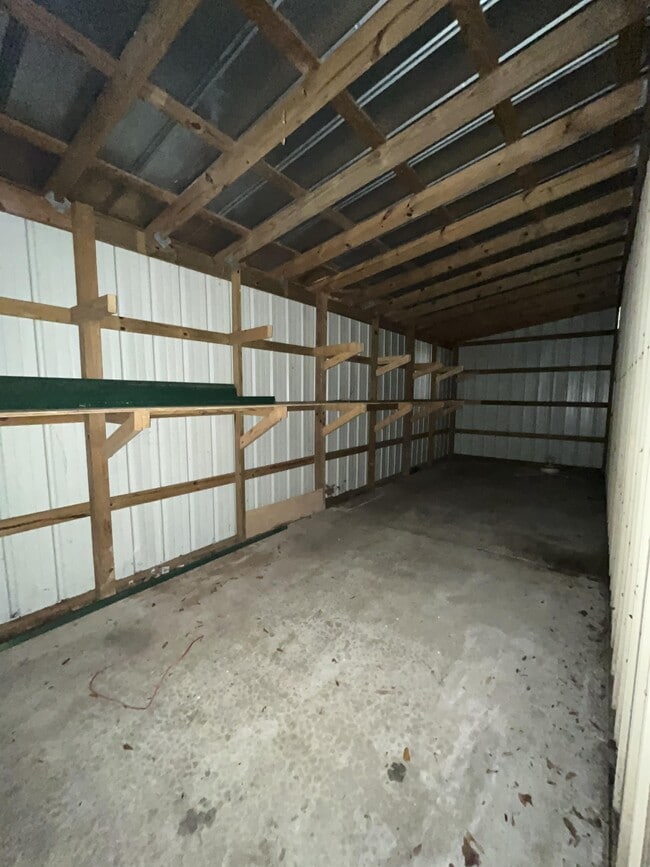 Building Photo - 380 Di-Cindy Ln