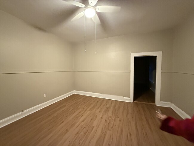 Foto del edificio - 1001 Curran St NW