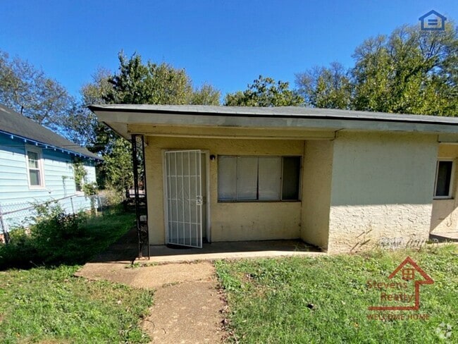 Building Photo - 3602 Dorris St