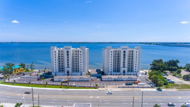 Foto del edificio - 1465 S Harbor City Blvd
