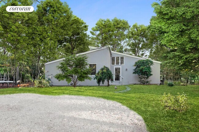 Building Photo - 4 White Birch Dr