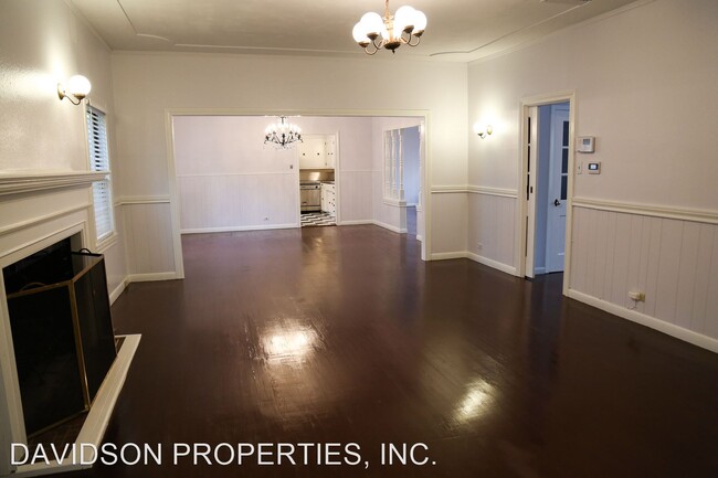 Building Photo - 3 br, 2 bath House - 628 Terrell Rd.