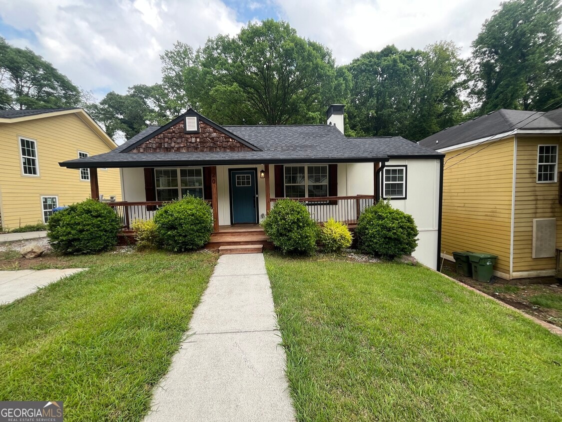 Primary Photo - 20 S Eugenia Pl NW