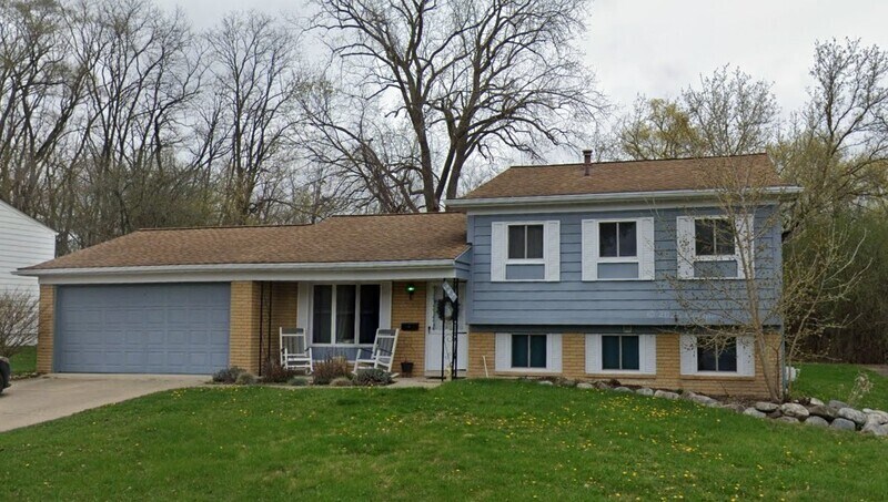 Primary Photo - 243 Randall Dr