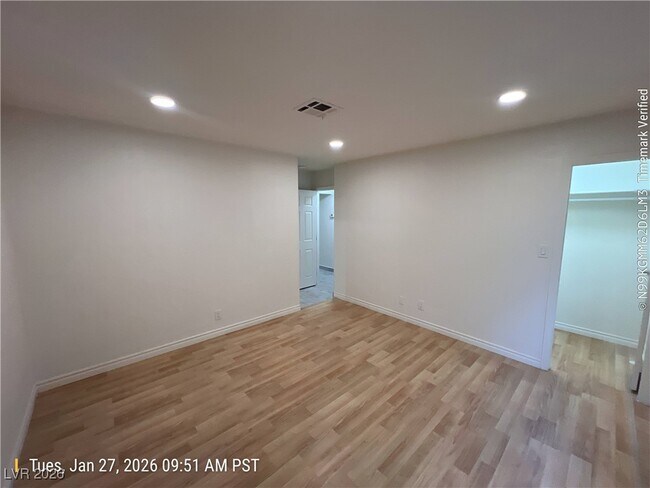 Foto del edificio - 6731 W Charleston Blvd